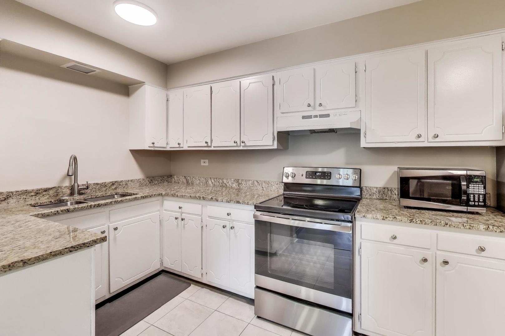 4224 Saratoga Avenue Unit: J110