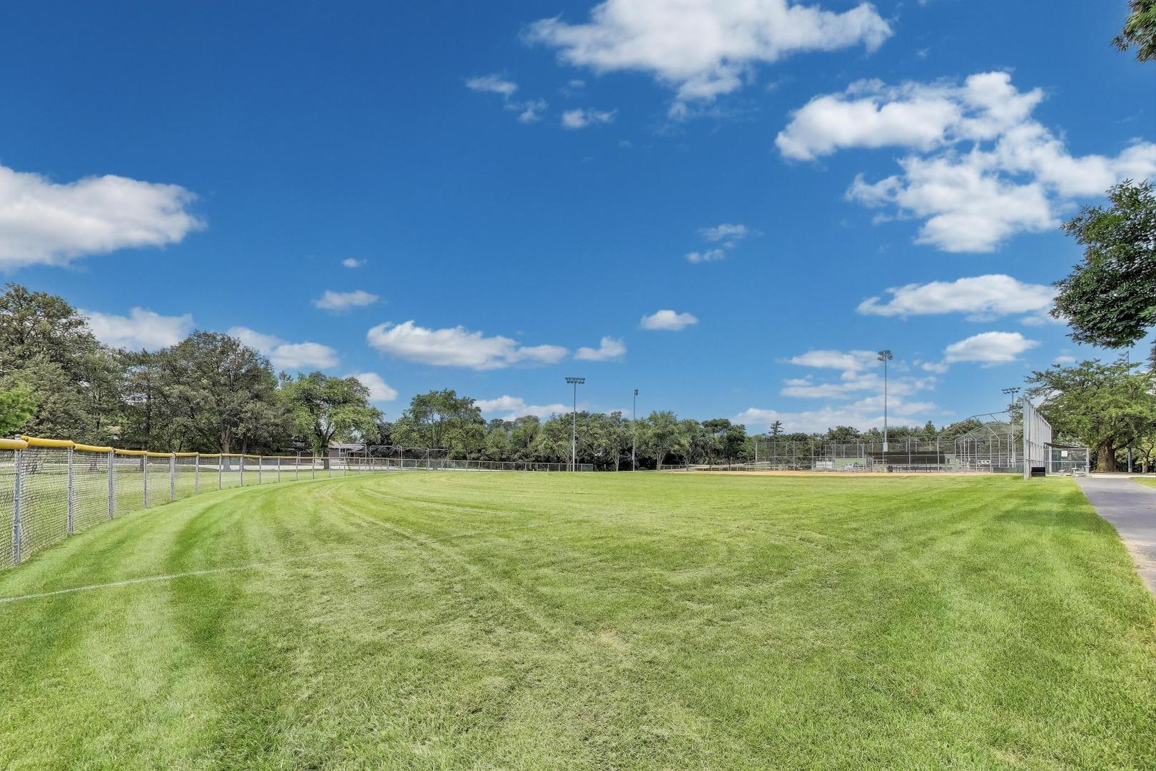 4224 Saratoga Avenue Unit: J110