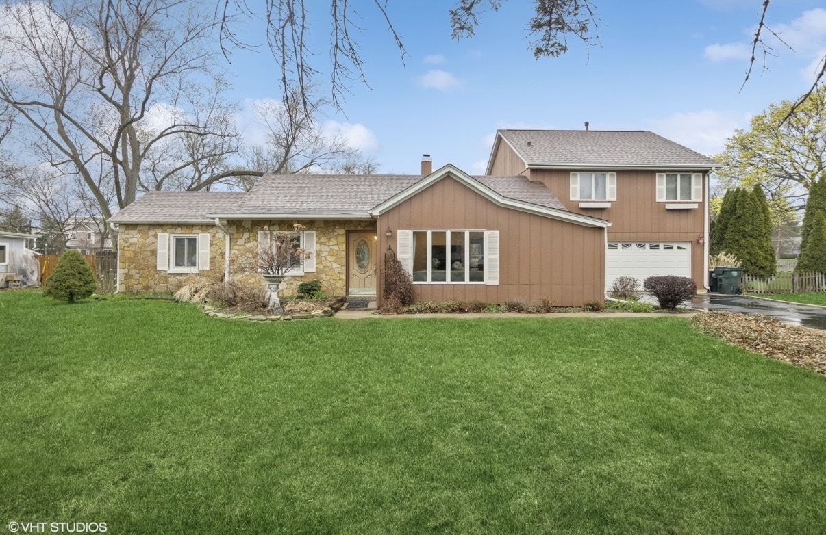 1720 W 54th Place