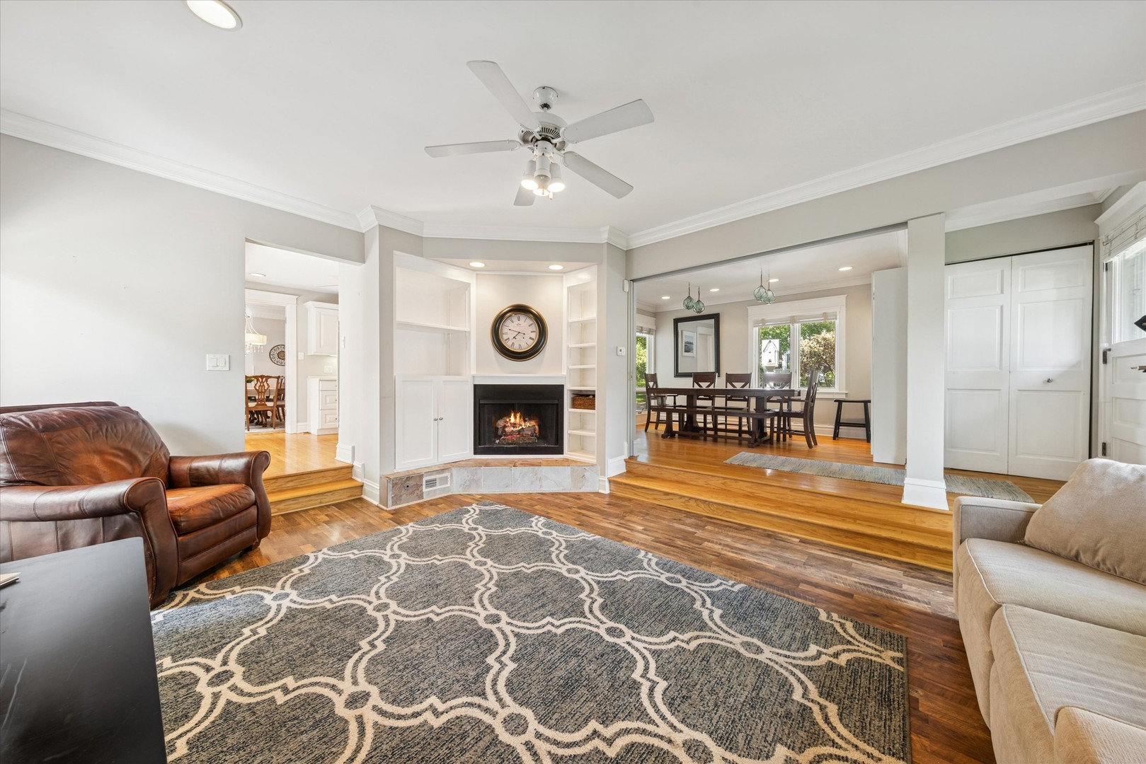 23 N Vine Street