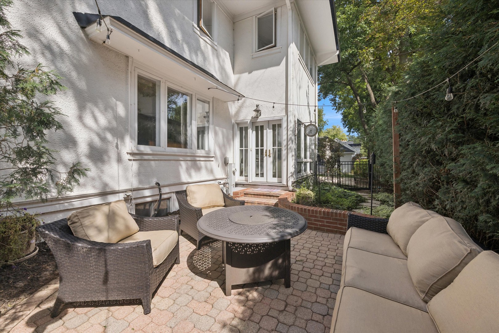 23 N Vine Street