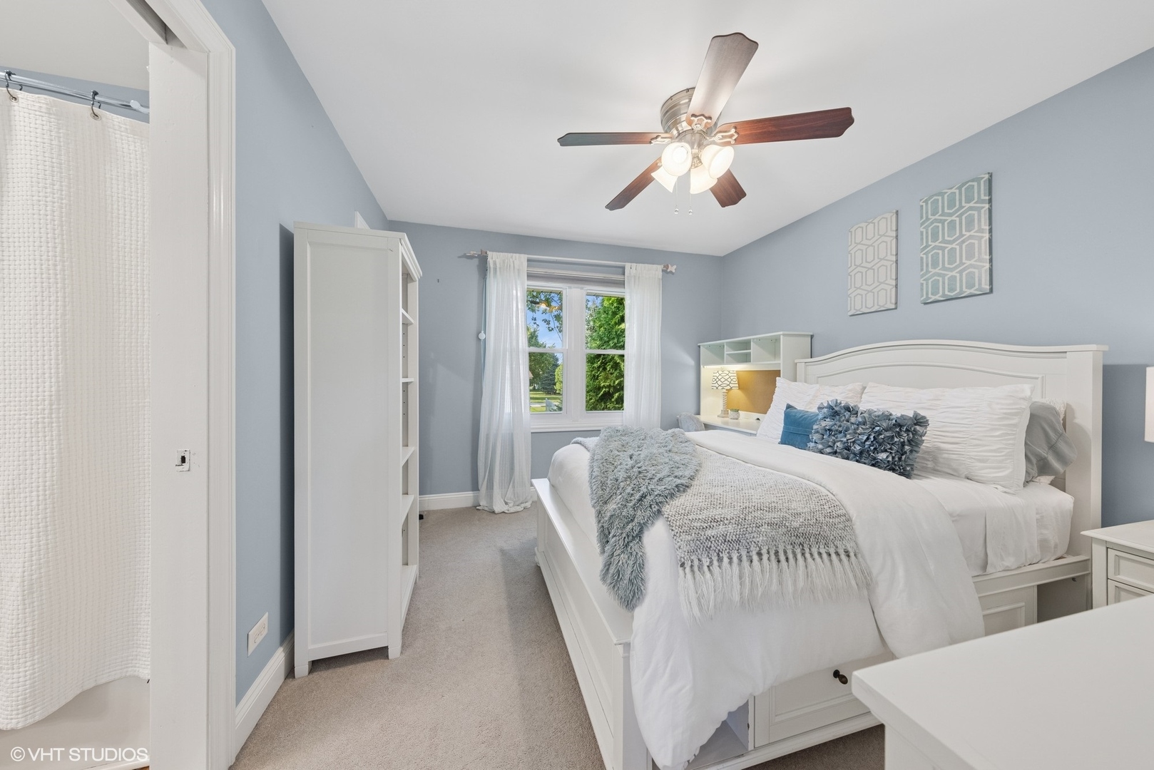 1040 Longford Court