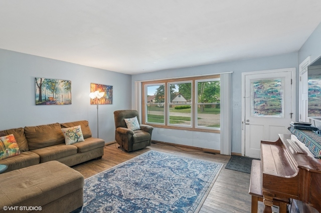8937 Fairlane Drive