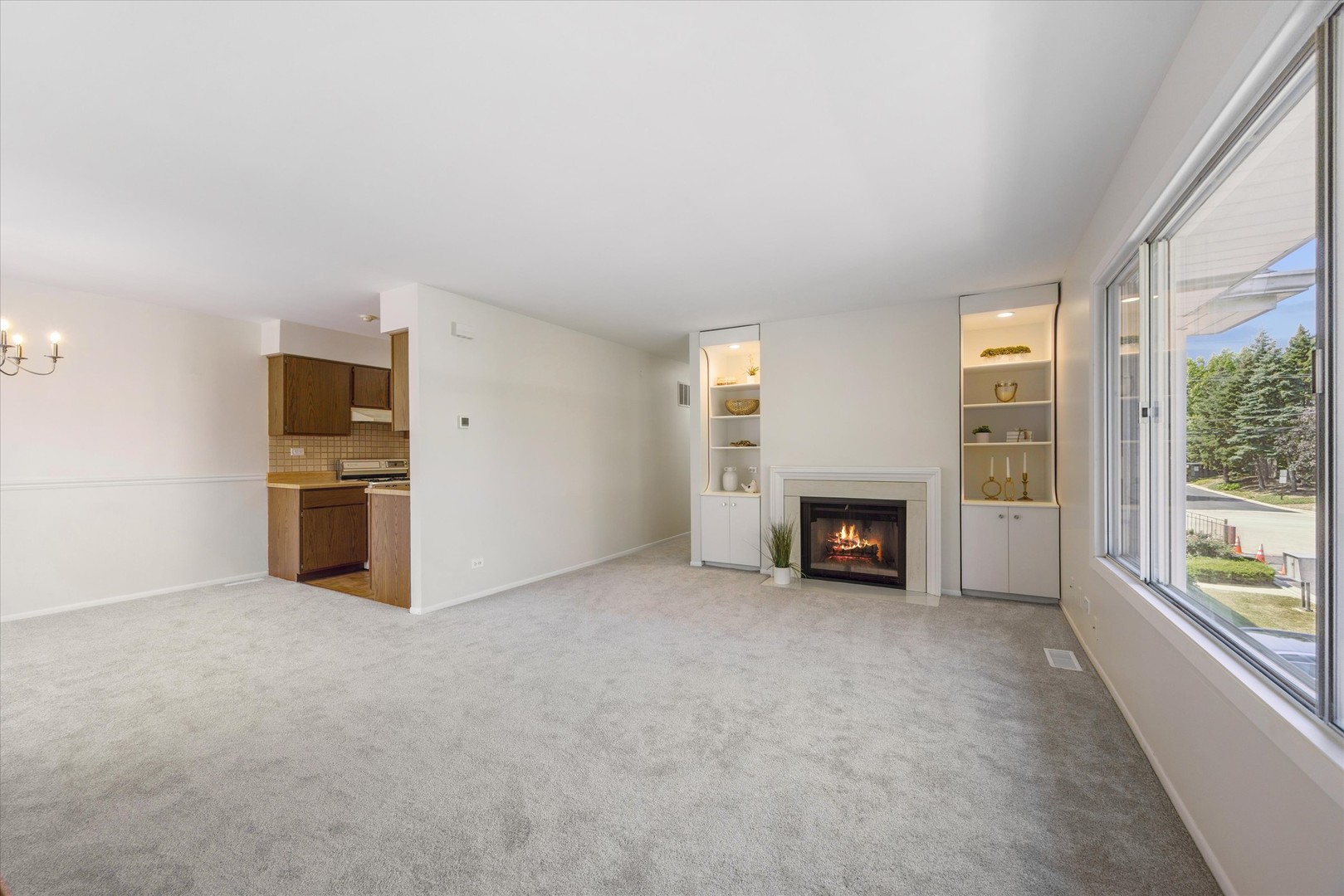383 Coventry Court Unit: 4