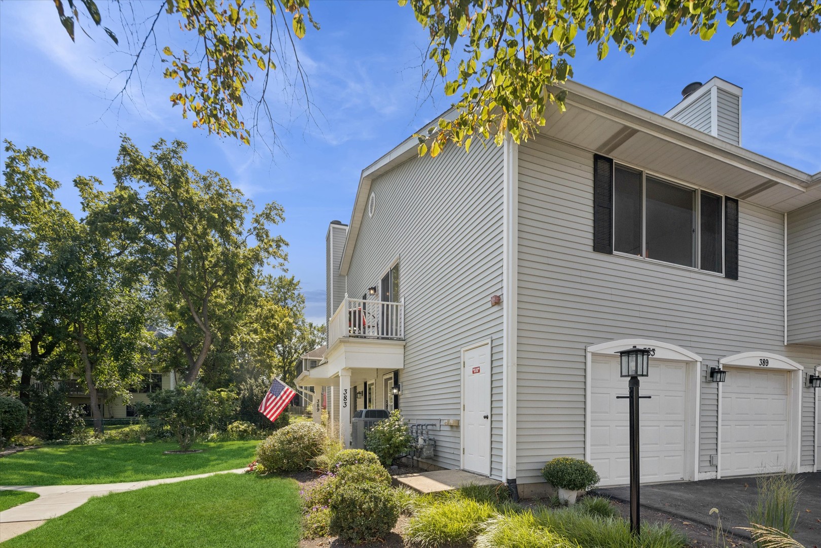383 Coventry Court Unit: 4