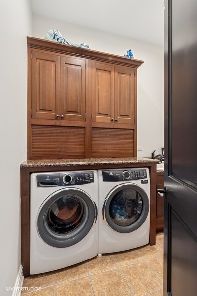 818 W 58th Street