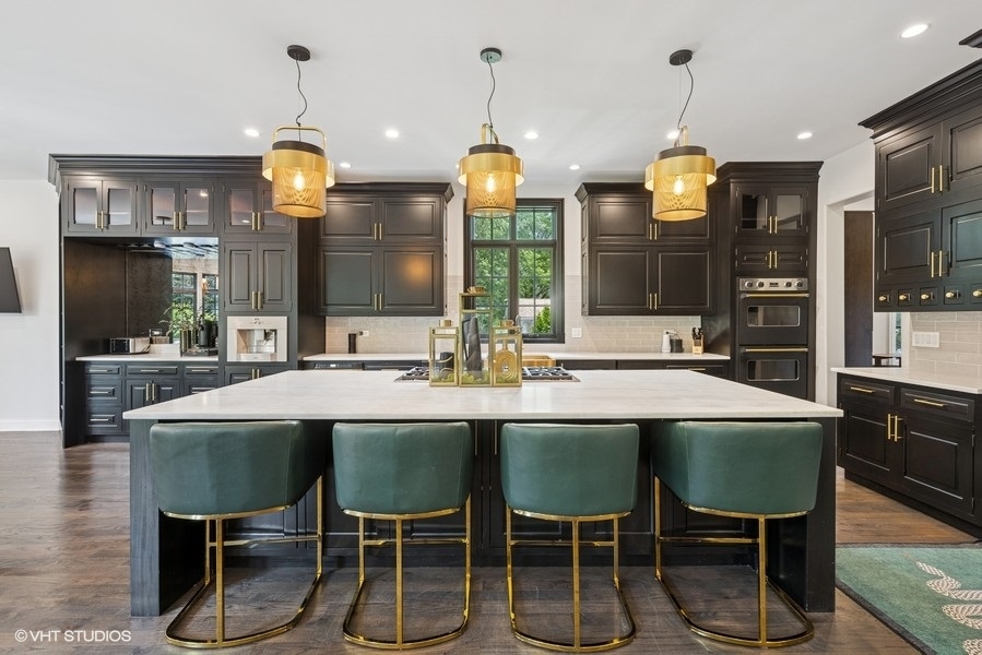 818 W 58th Street