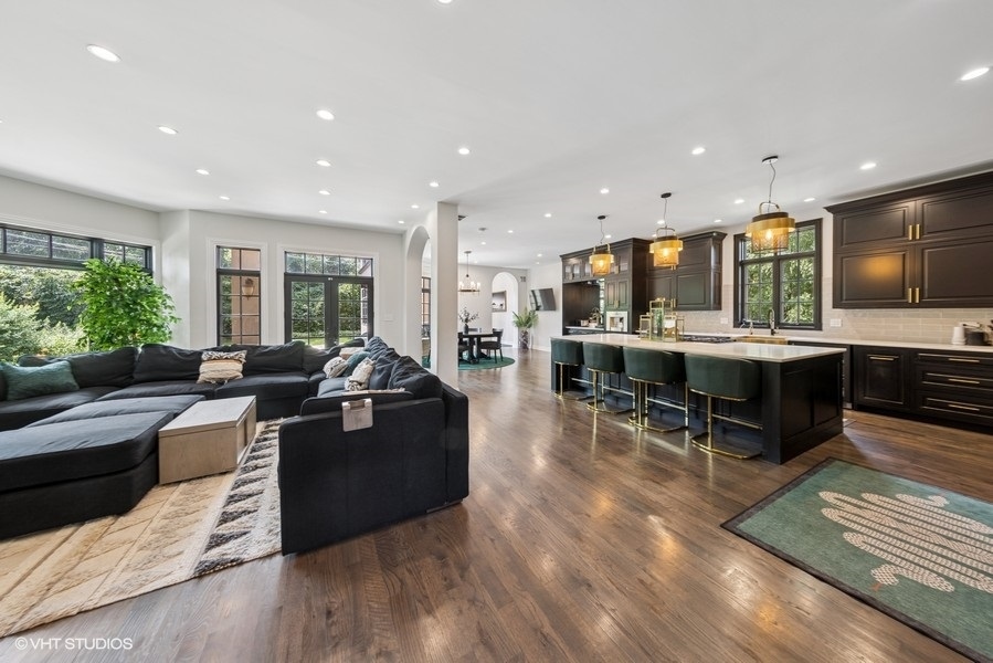 818 W 58th Street