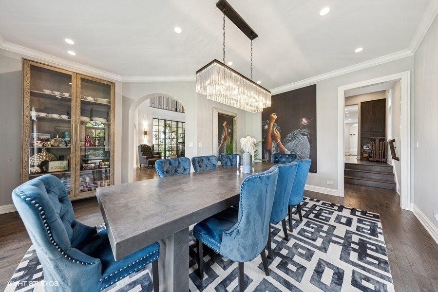 818 W 58th Street