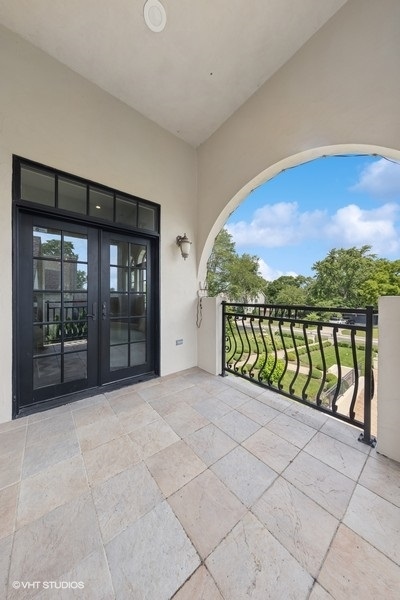 818 W 58th Street