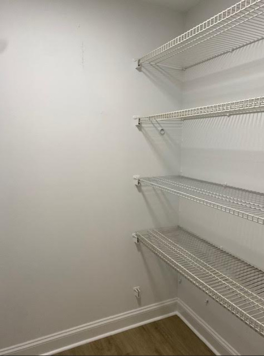 6186 Pinewood Court Unit: 102