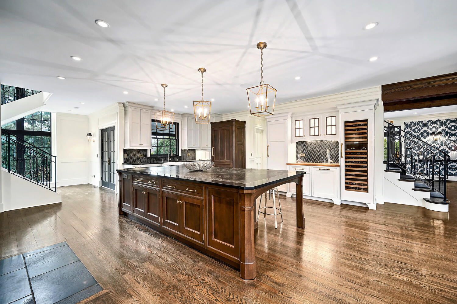500 S Edgewood Avenue