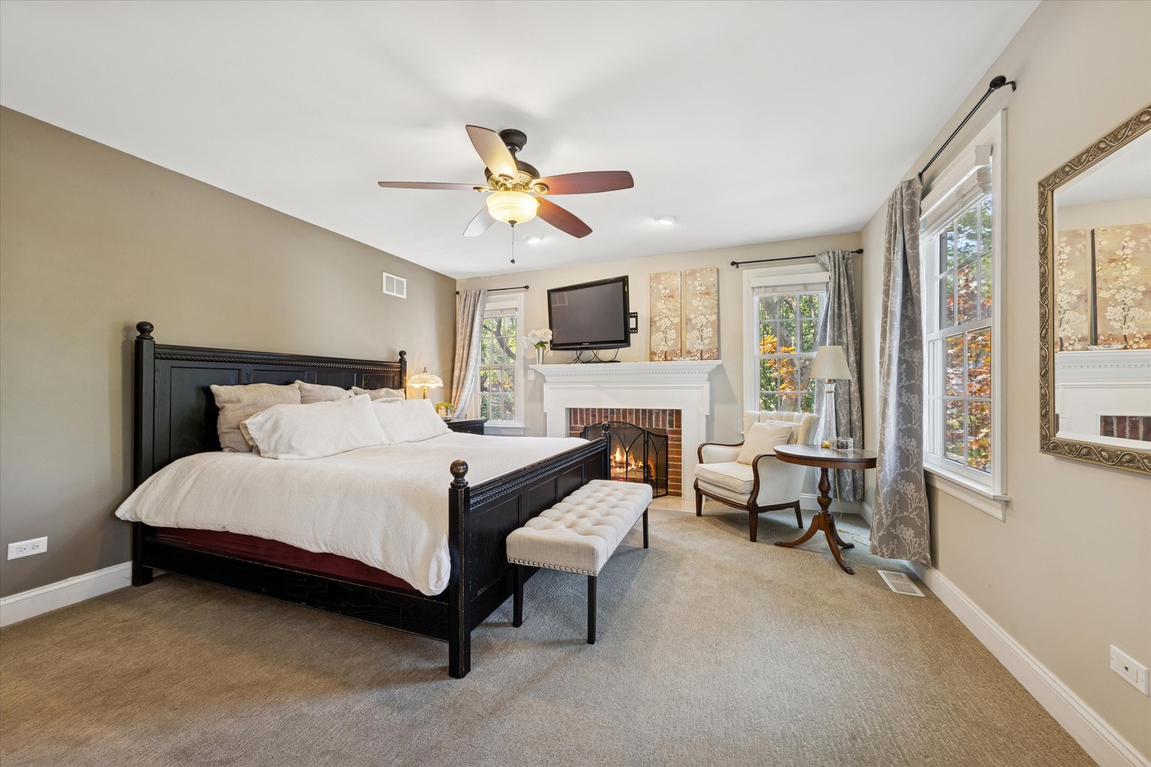 544 W 7th Street