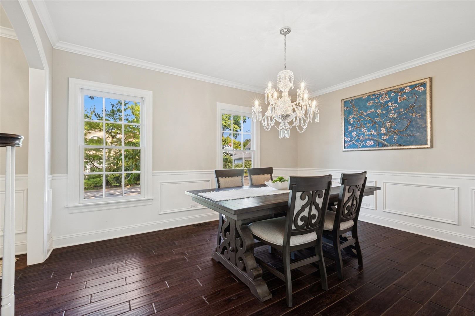 544 W 7th Street