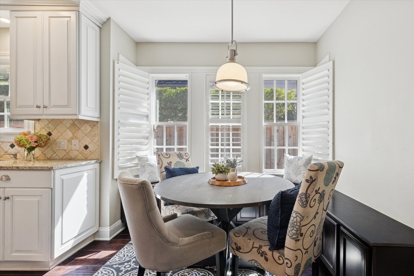 544 W 7th Street