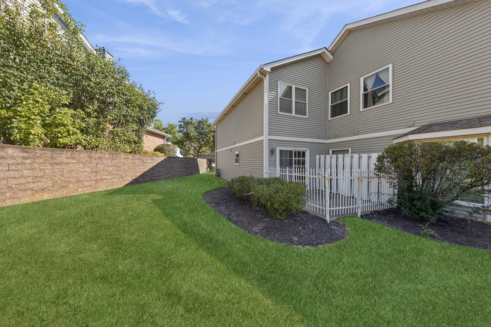 8320 Highpoint Circle Unit: 8230-F