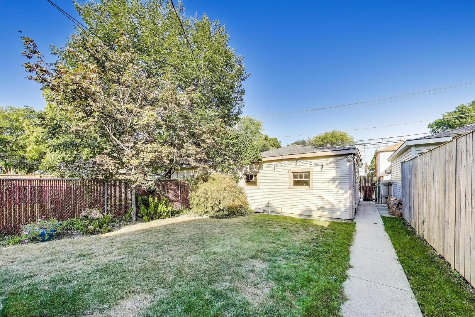 1124 S Humphrey Avenue