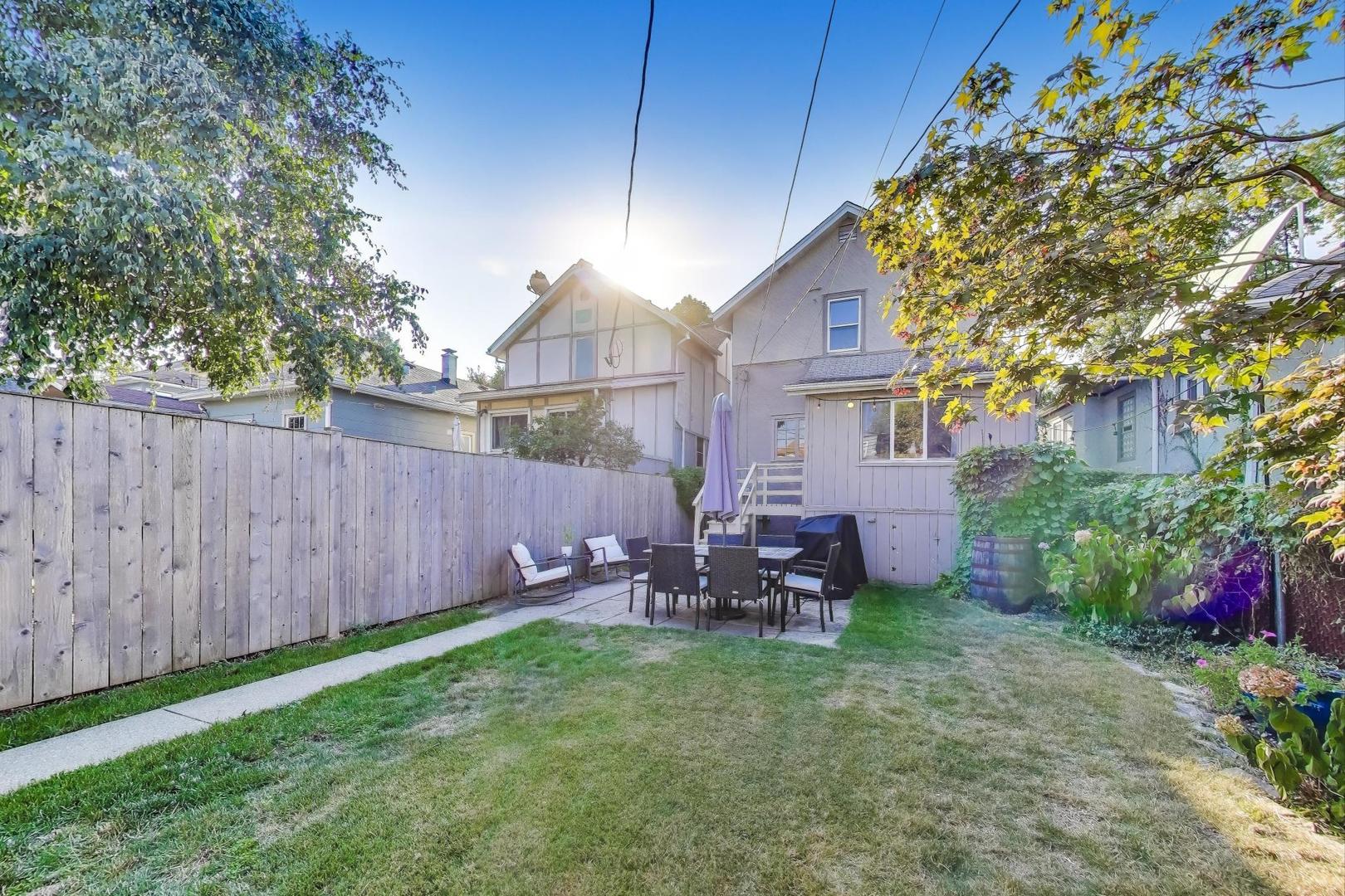1124 S Humphrey Avenue