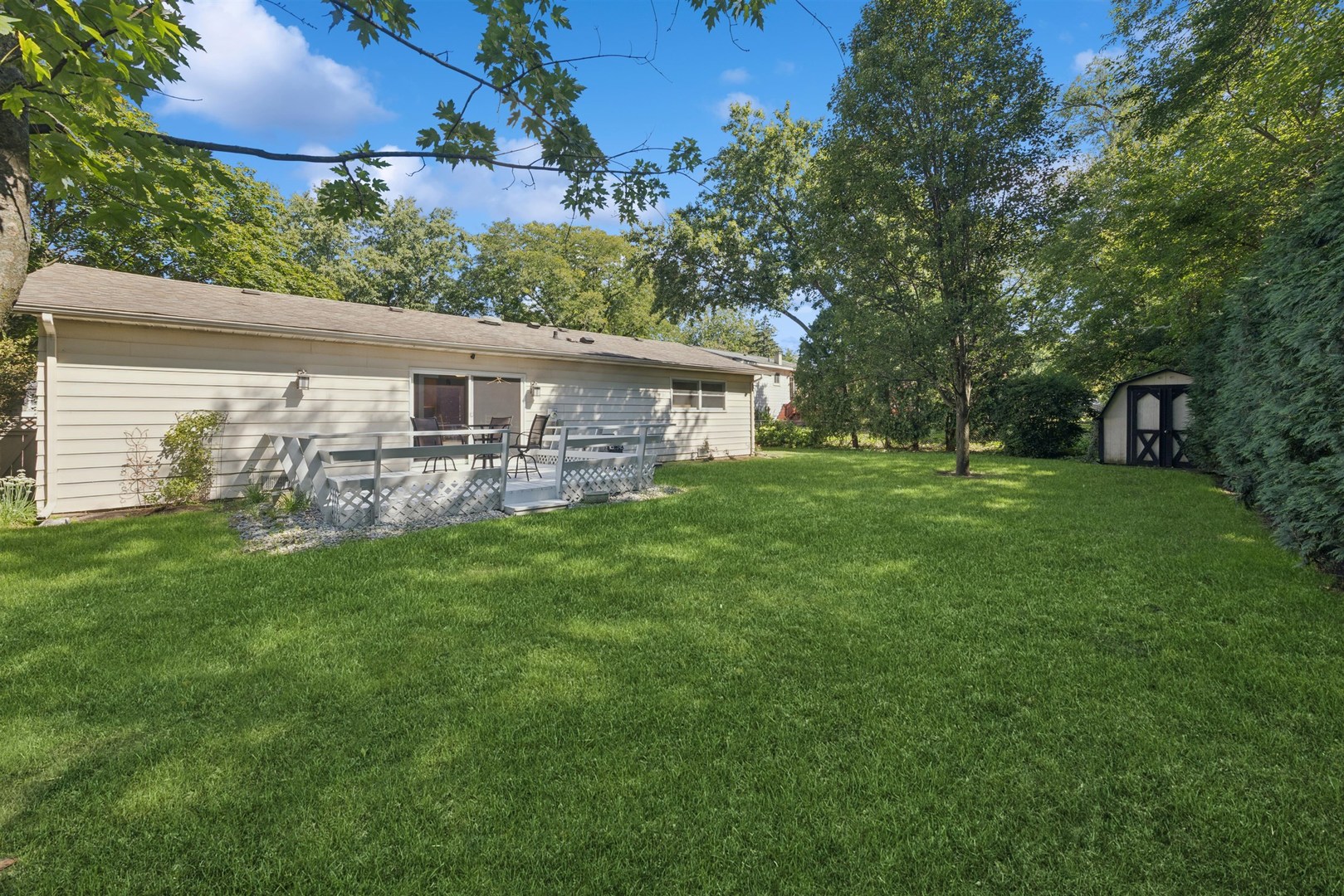 1260 Windsor Drive