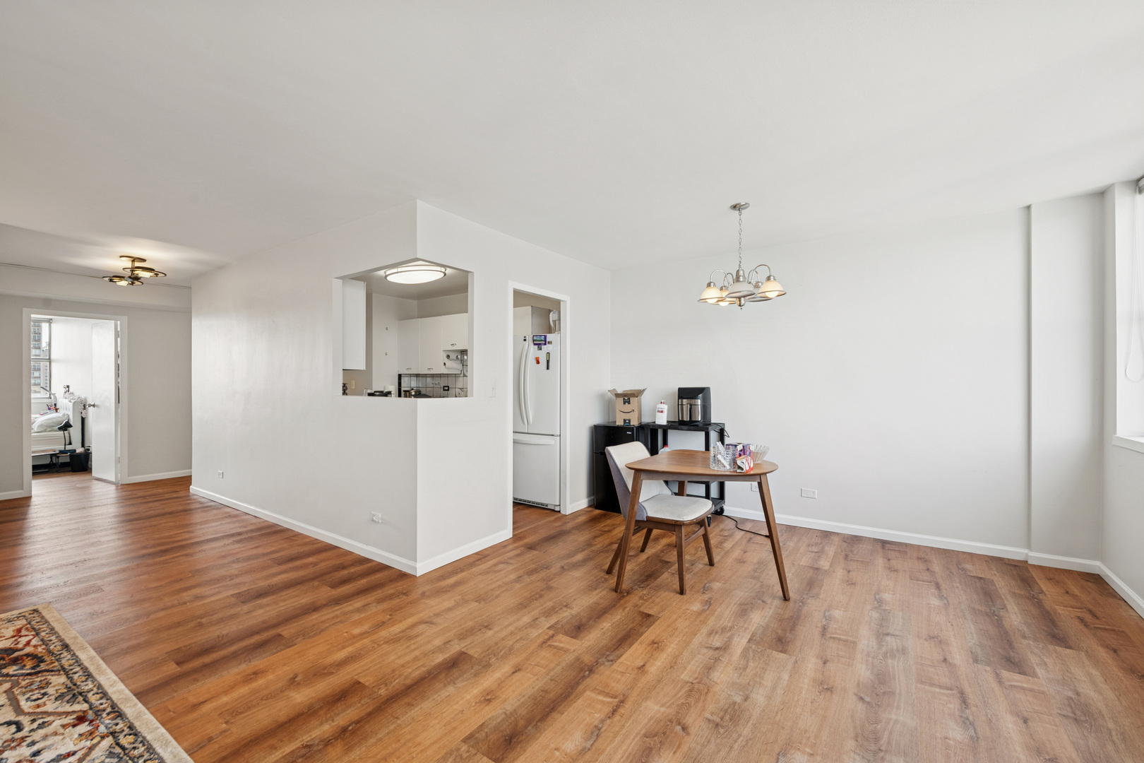 6301 N Sheridan Road Unit: 14E
