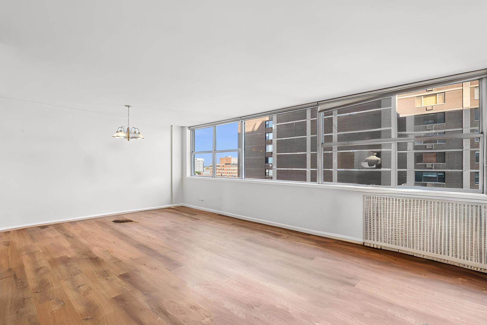 6301 N Sheridan Road Unit: 14E