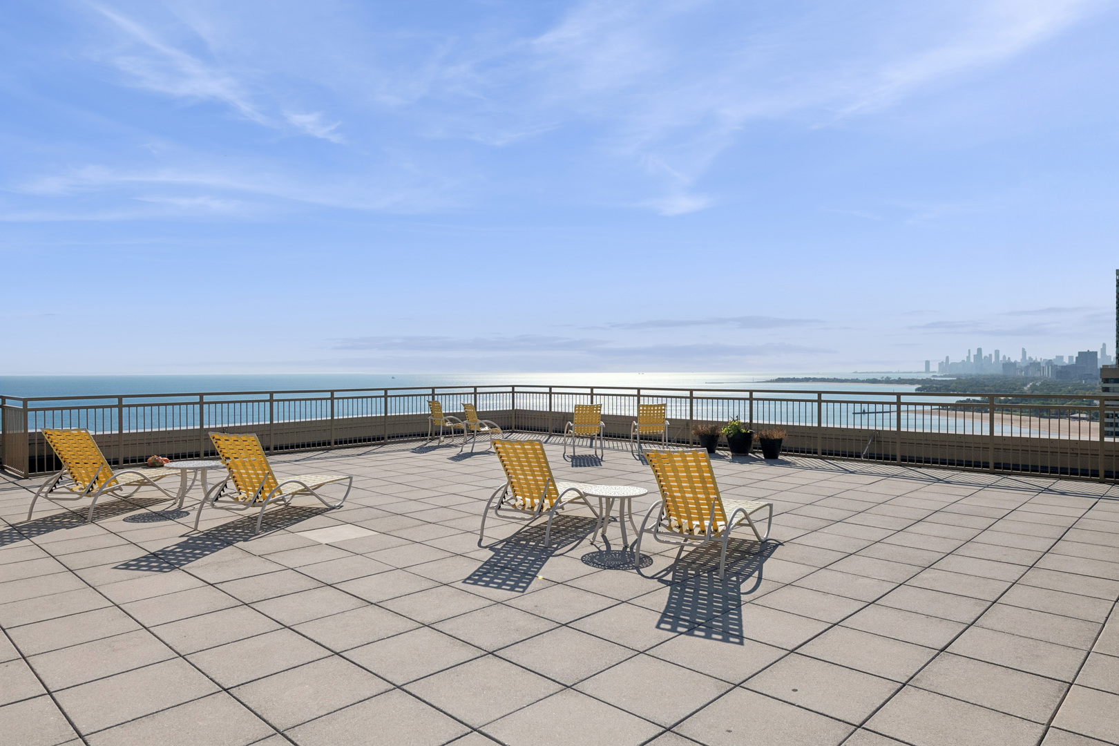 6301 N Sheridan Road Unit: 14E