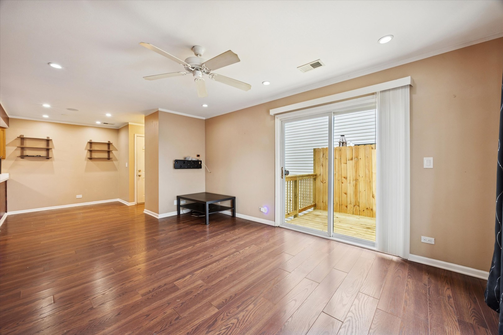 1860 Huntington Boulevard Unit: E