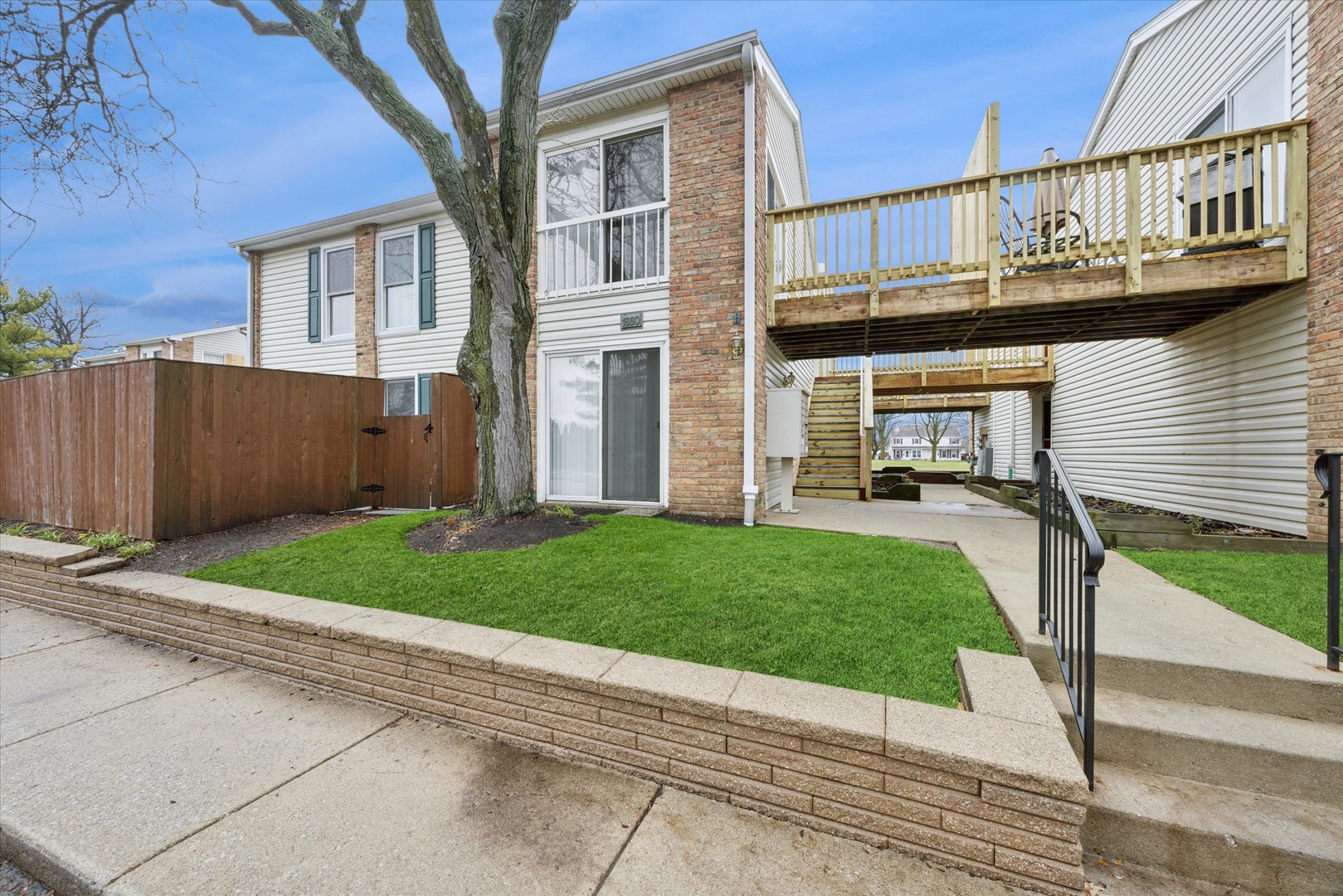 1860 Huntington Boulevard Unit: E