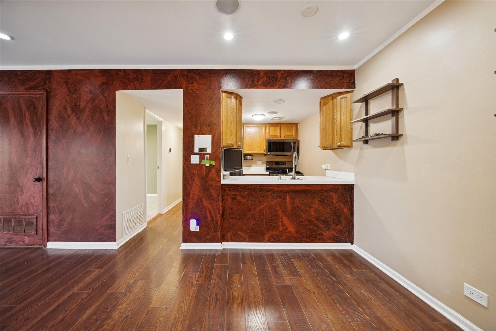 1860 Huntington Boulevard Unit: E