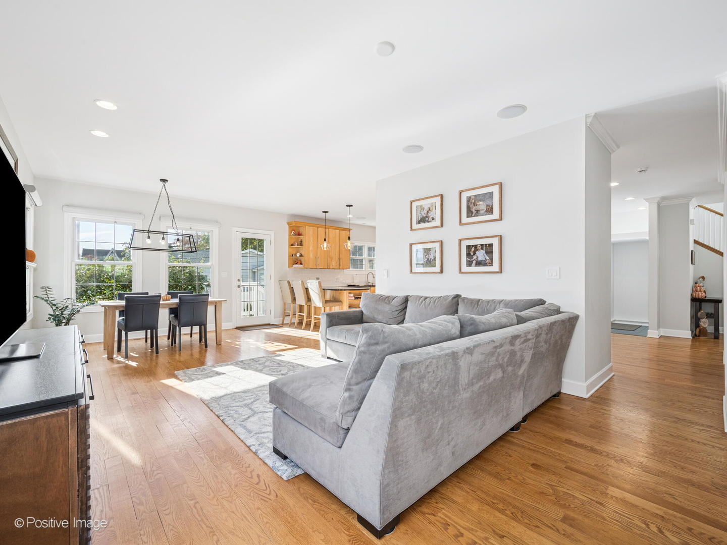 29 Waverly Avenue
