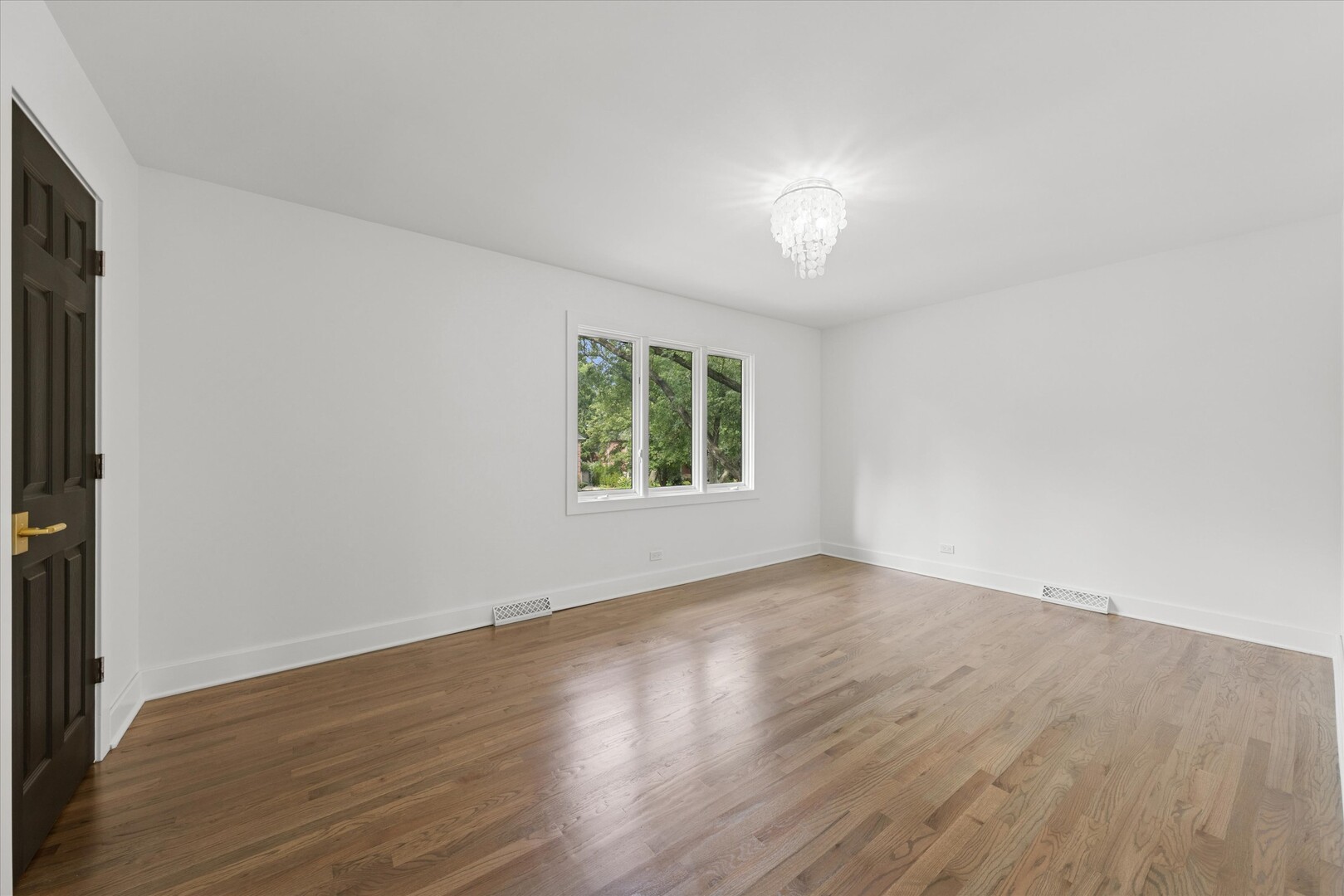 719 N Elm Street