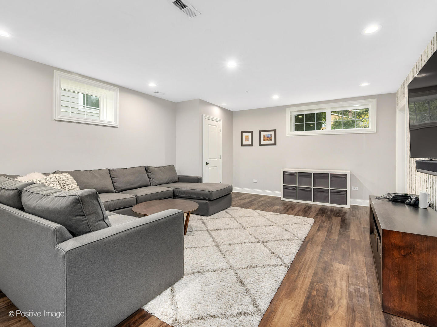 4 Oxford Avenue