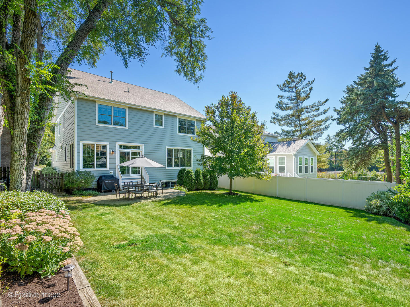 4 Oxford Avenue