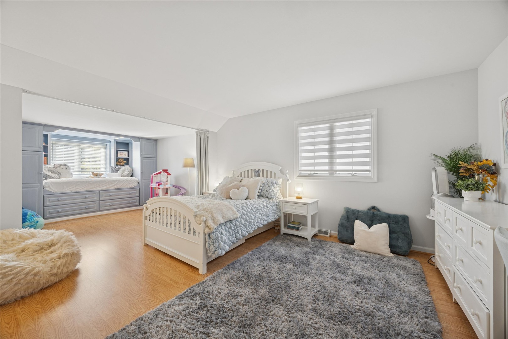 245 Meadowbrook Lane