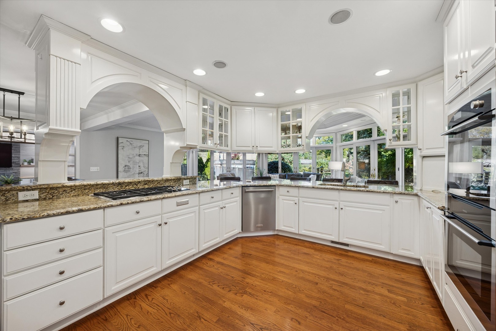 245 Meadowbrook Lane