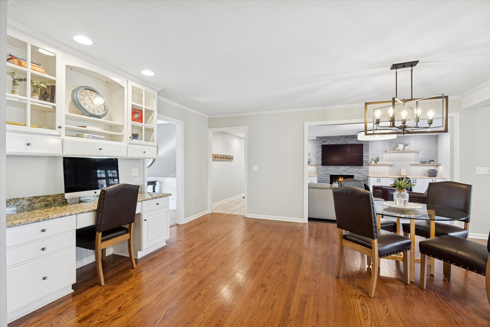 245 Meadowbrook Lane