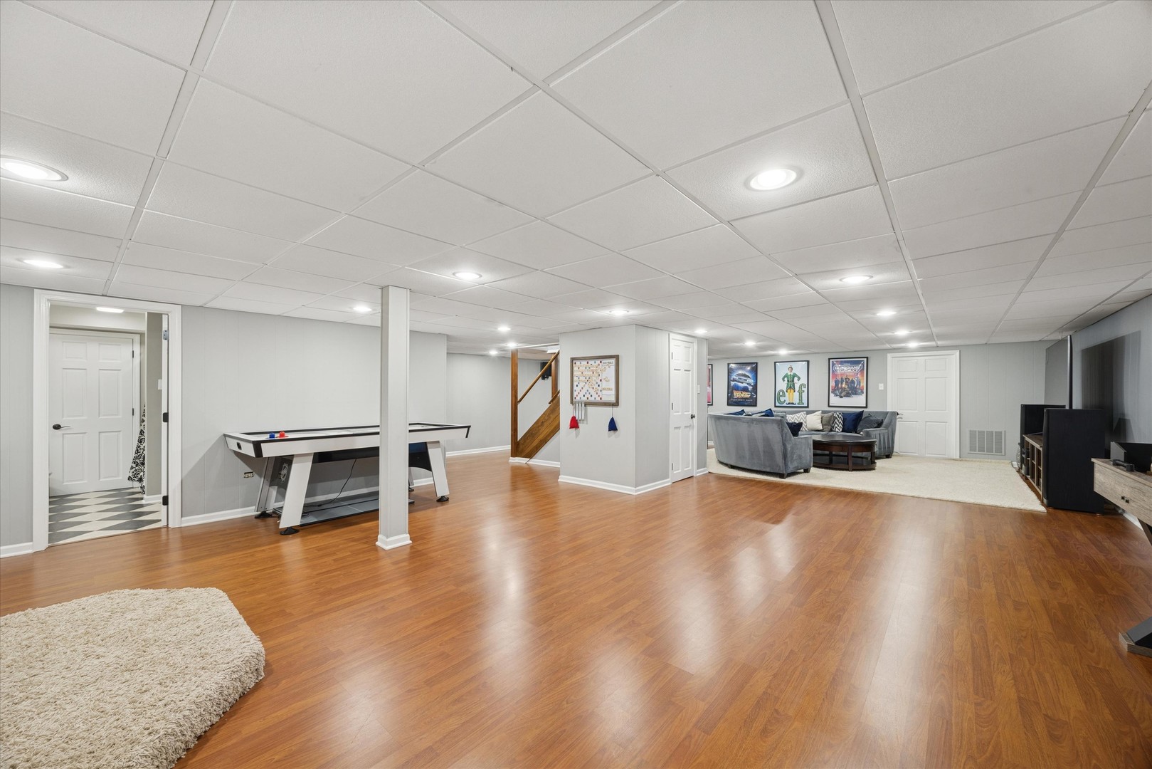 245 Meadowbrook Lane
