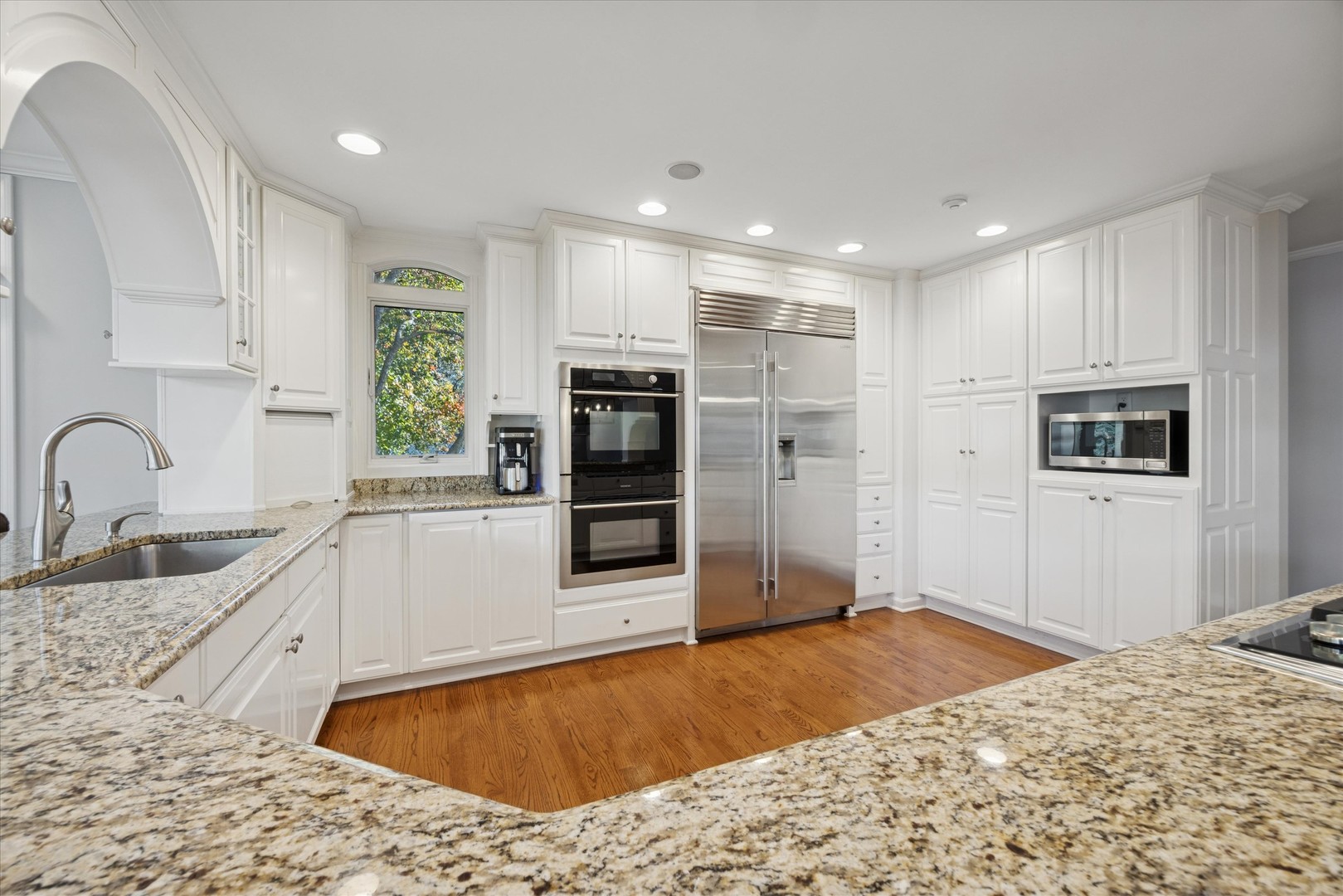 245 Meadowbrook Lane