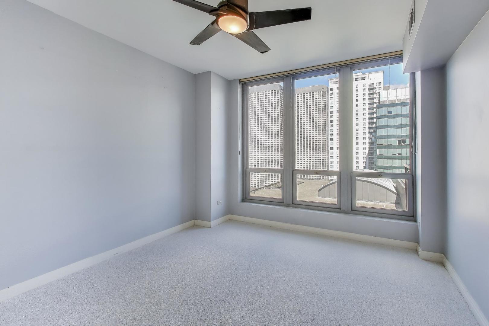 565 W Quincy Street Unit: 1603