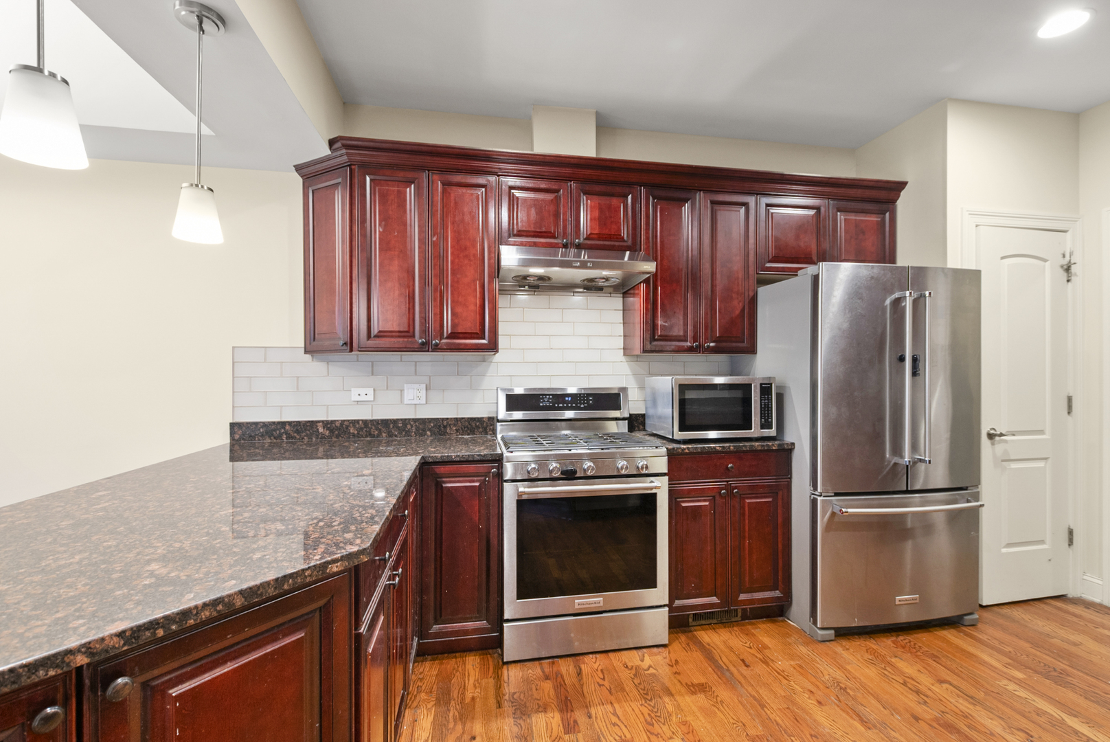 4715 Auvergne Avenue Unit: 4715