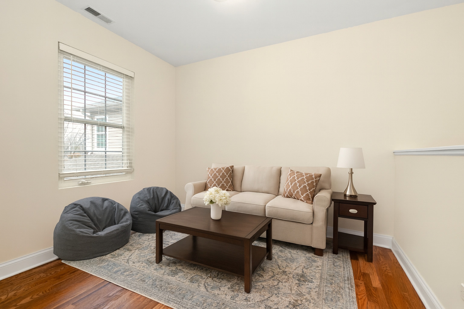 4715 Auvergne Avenue Unit: 4715