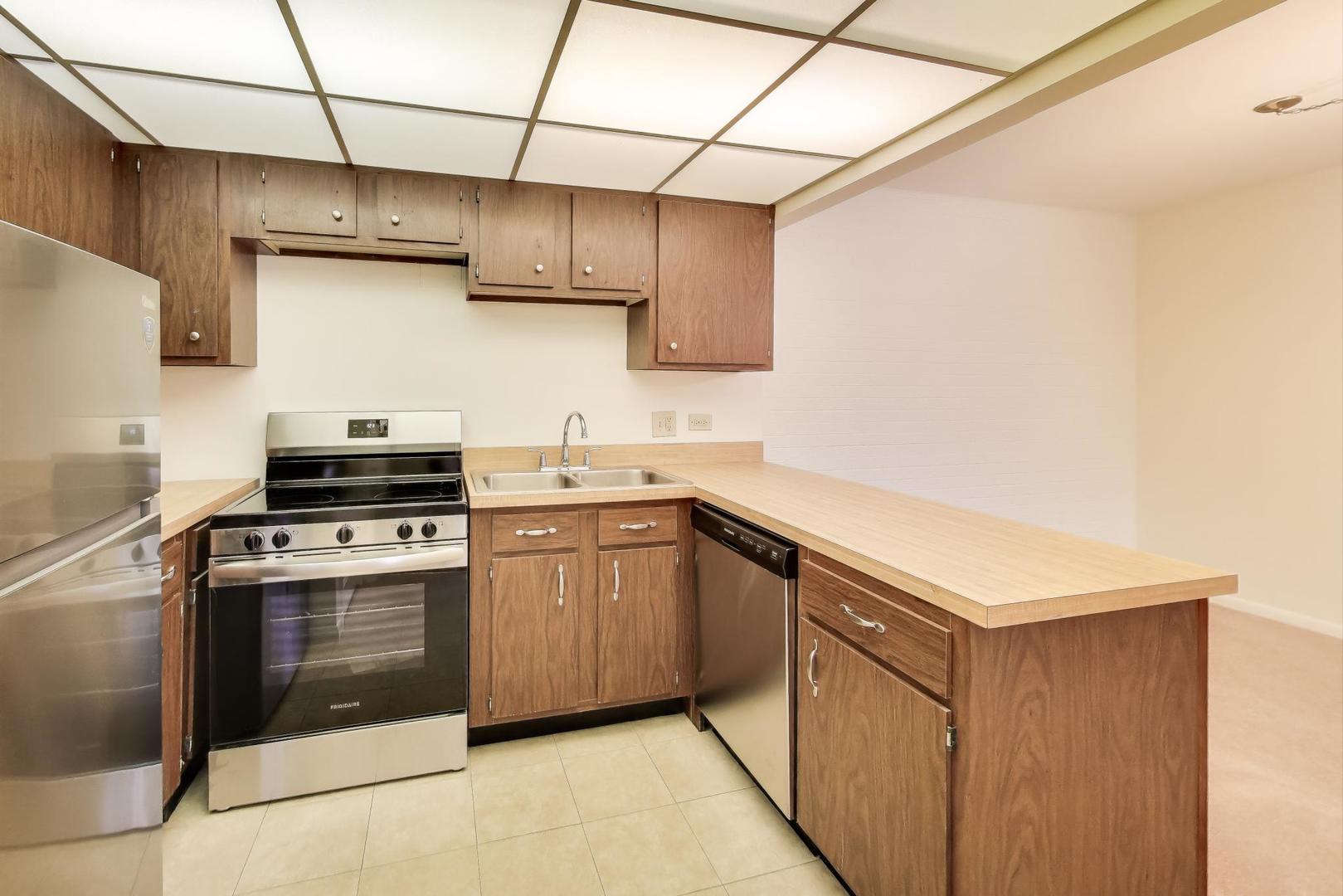 75 S 6th Avenue S Unit: 204