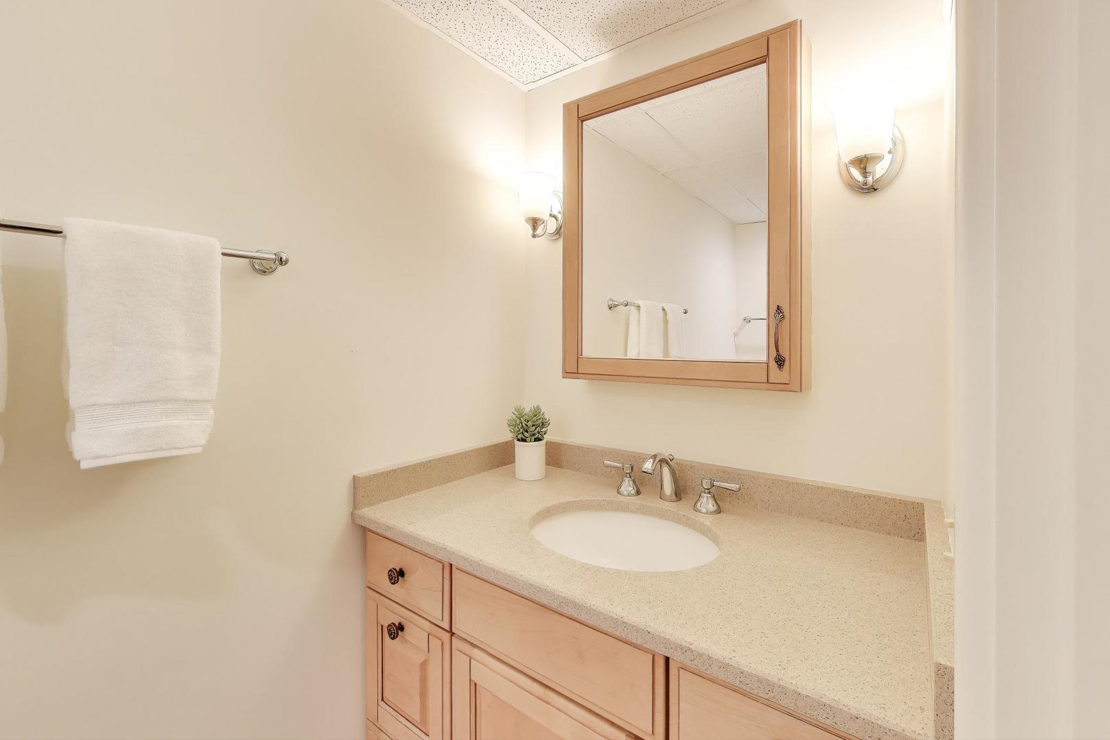 75 S 6th Avenue S Unit: 204