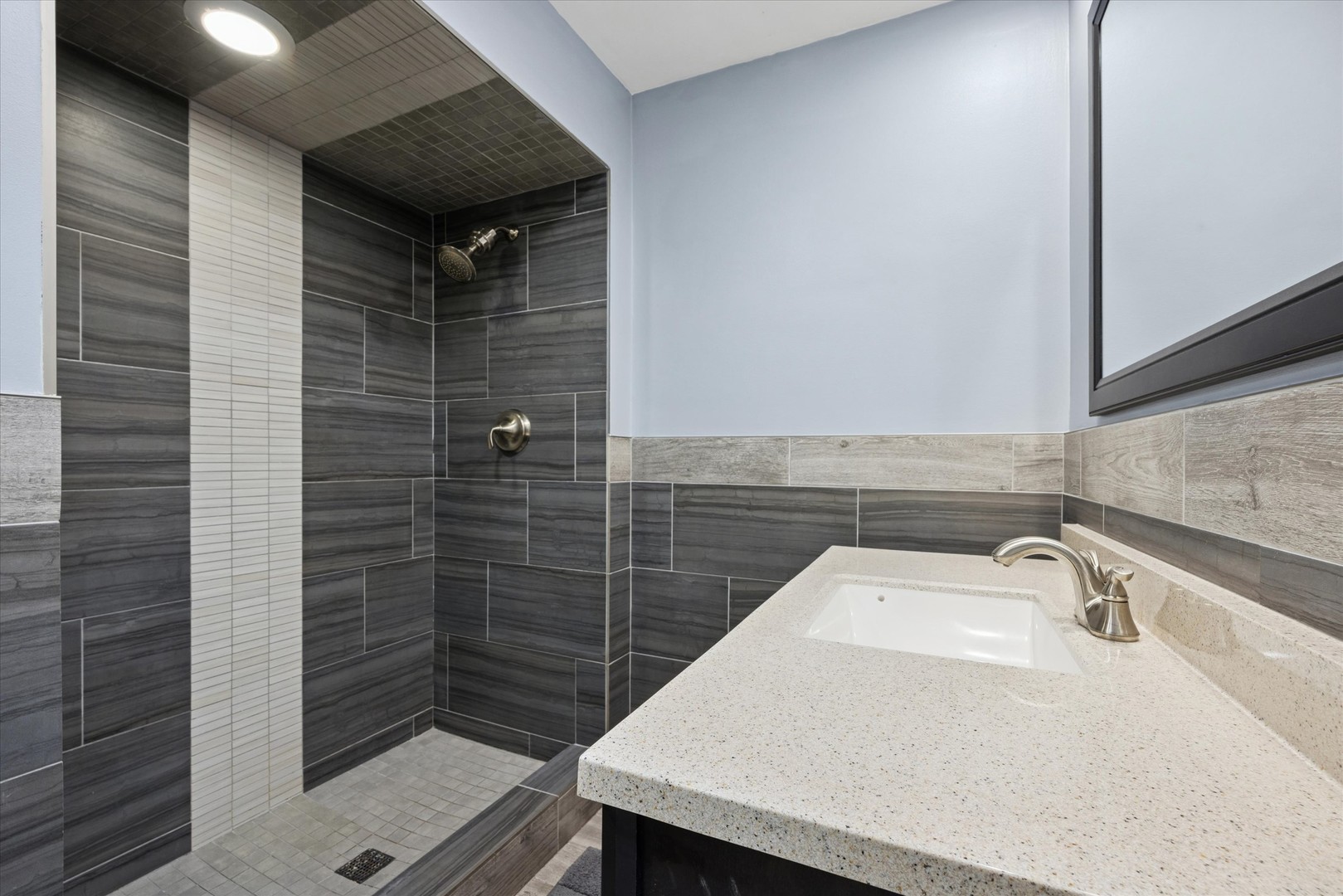 320 Claymoor Road Unit: 1A