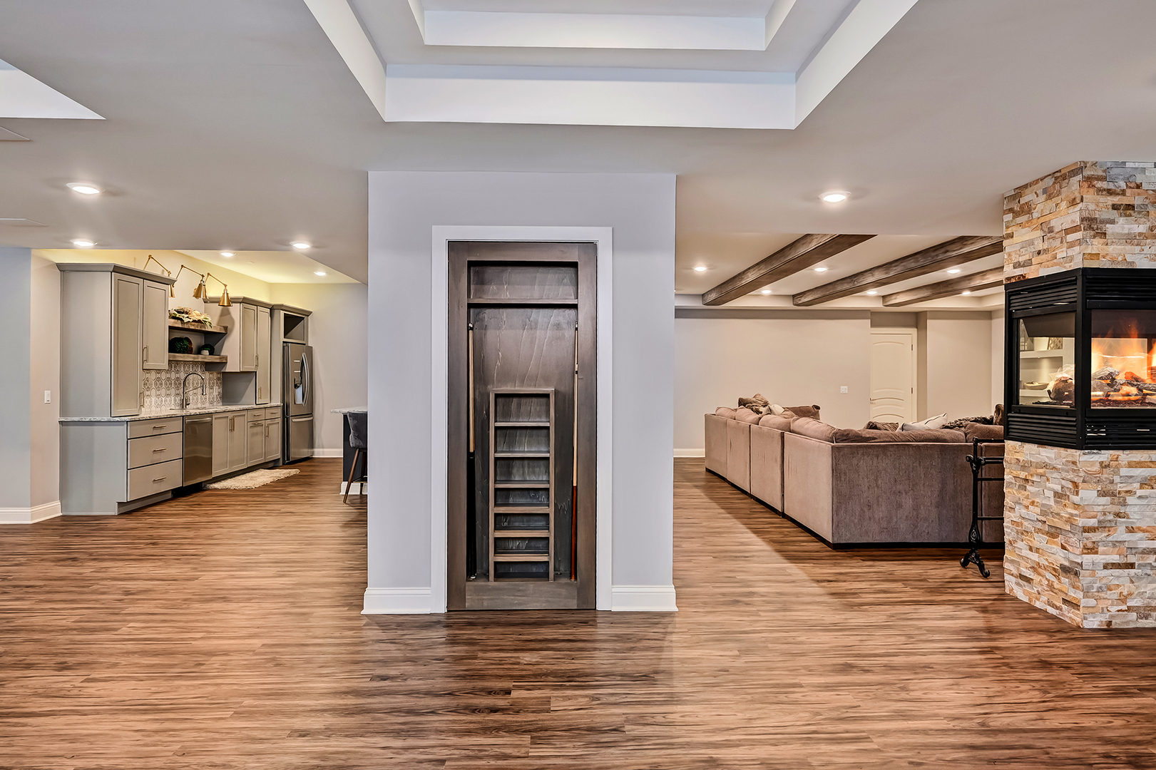 1137 N ITASCA Road