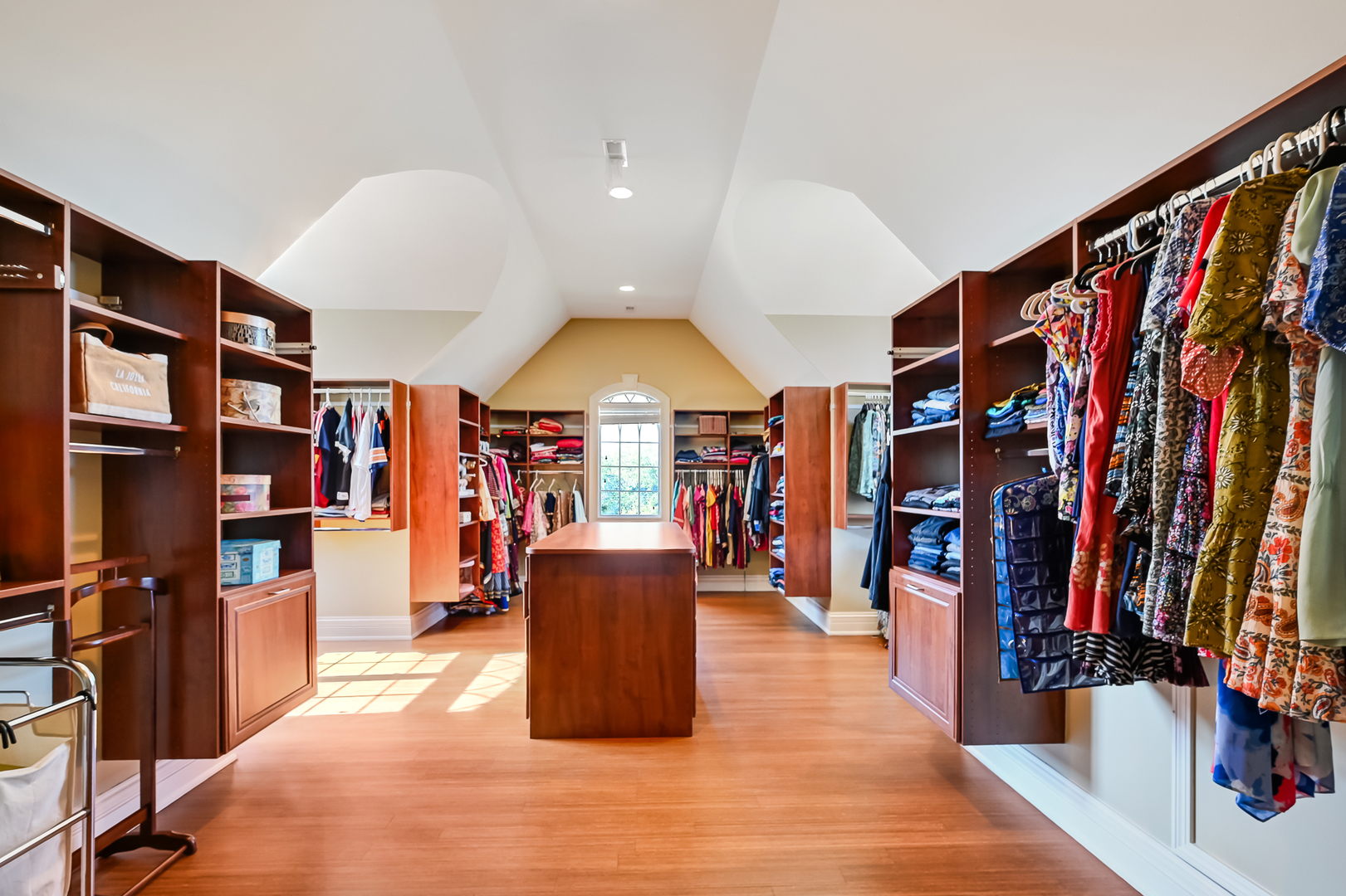 1137 N ITASCA Road