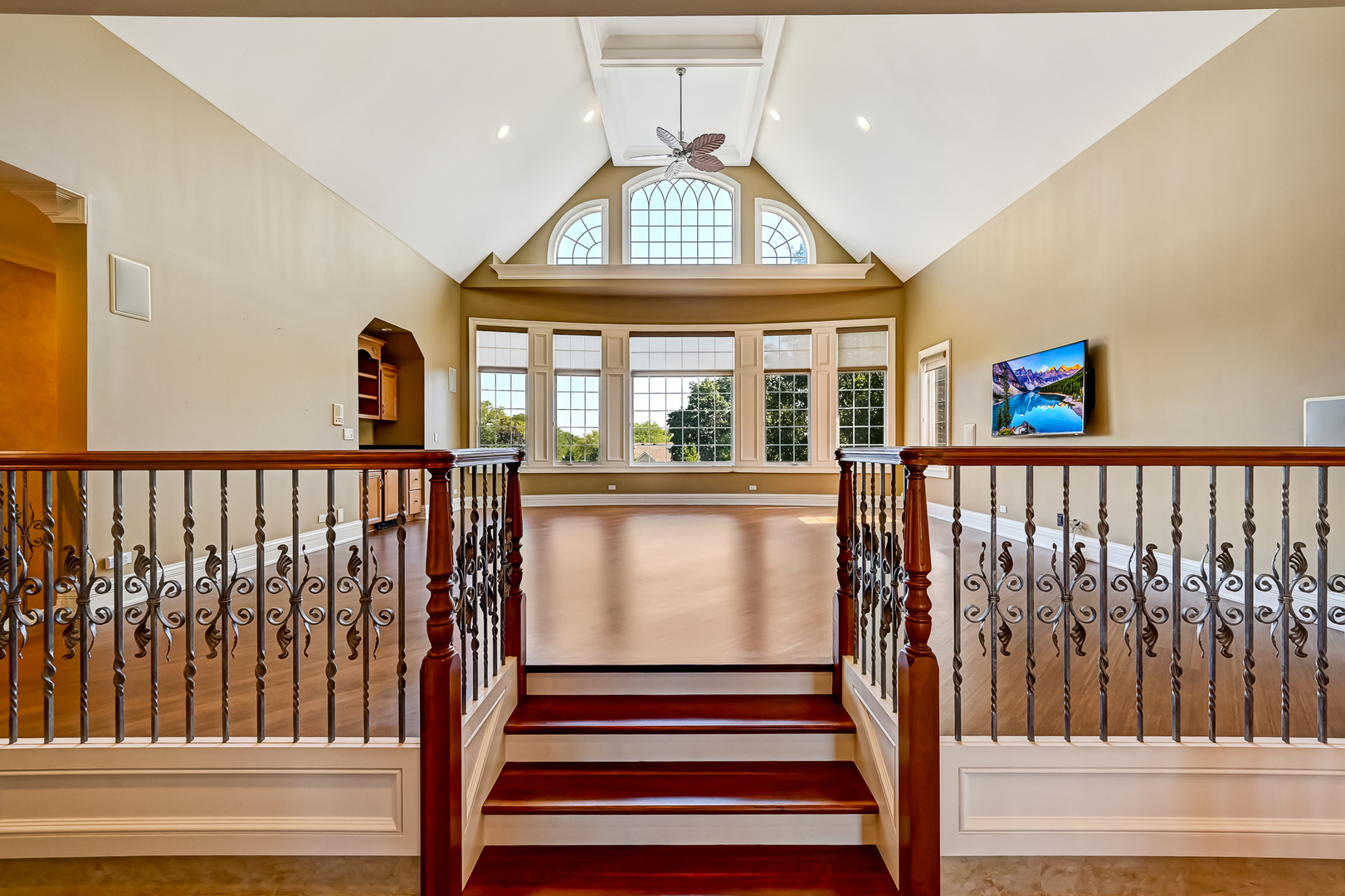 1137 N ITASCA Road