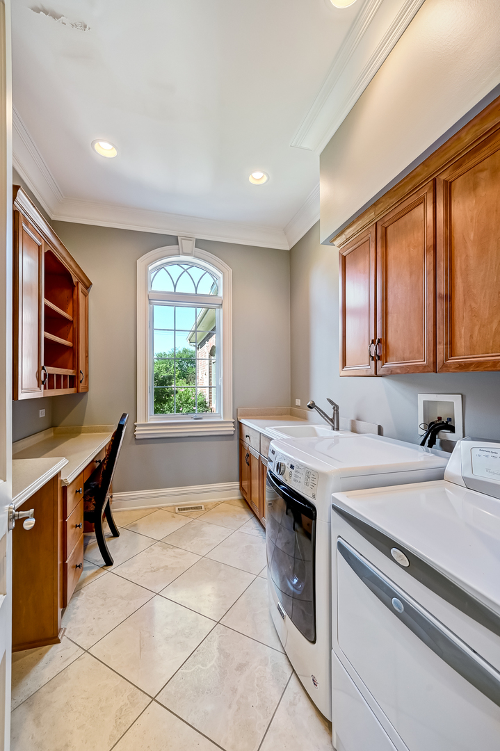 1137 N ITASCA Road