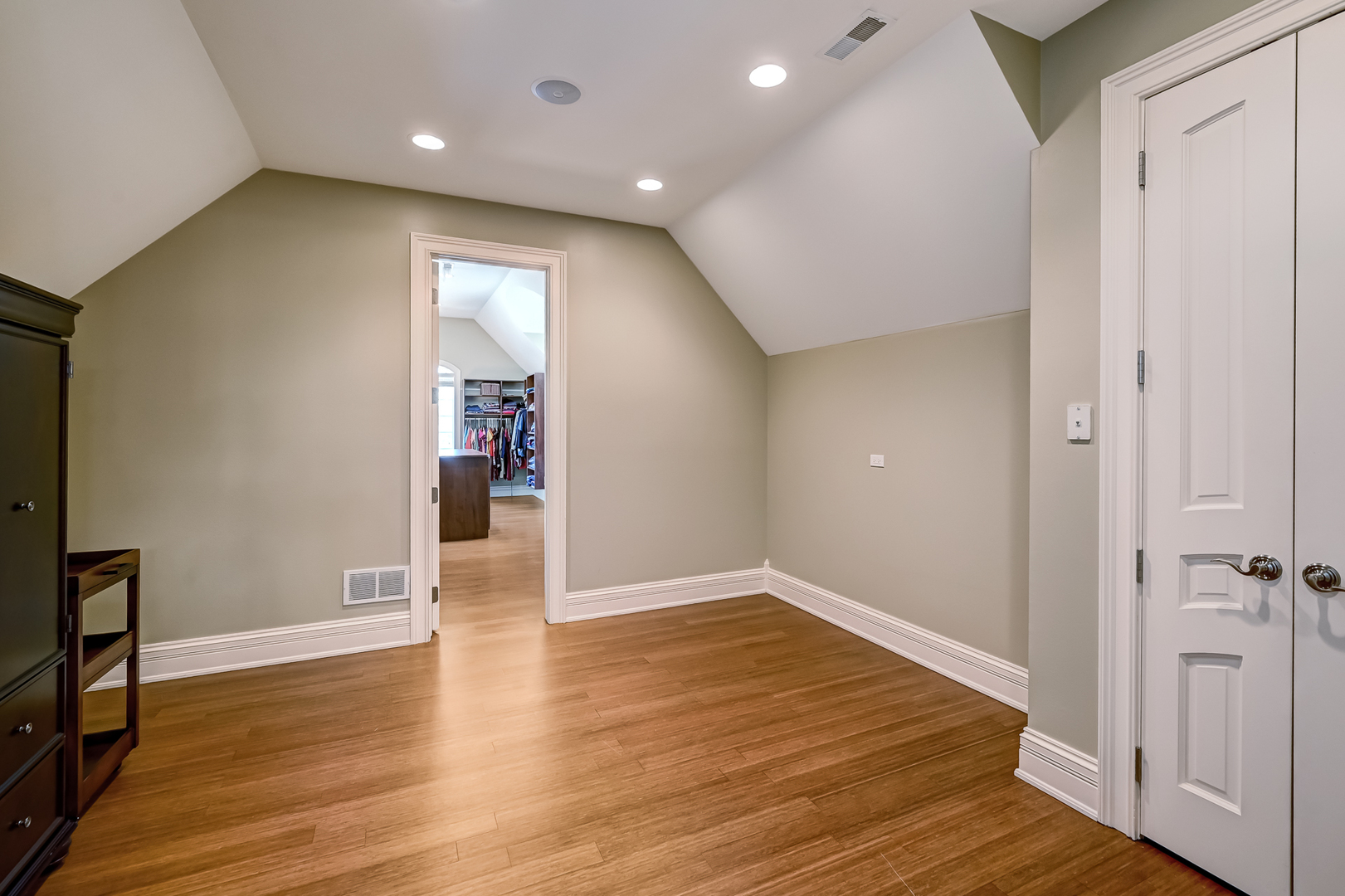 1137 N ITASCA Road
