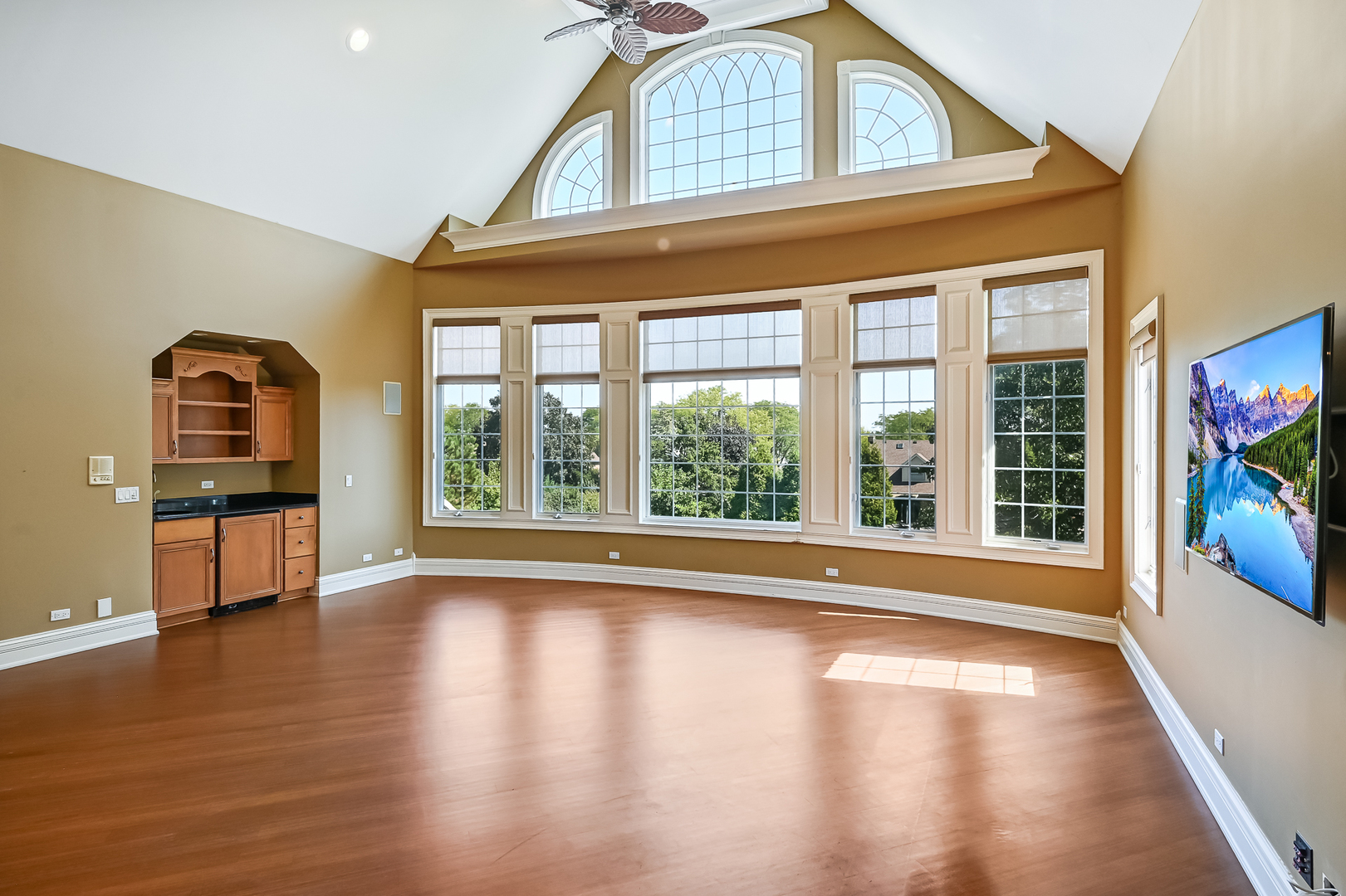 1137 N ITASCA Road